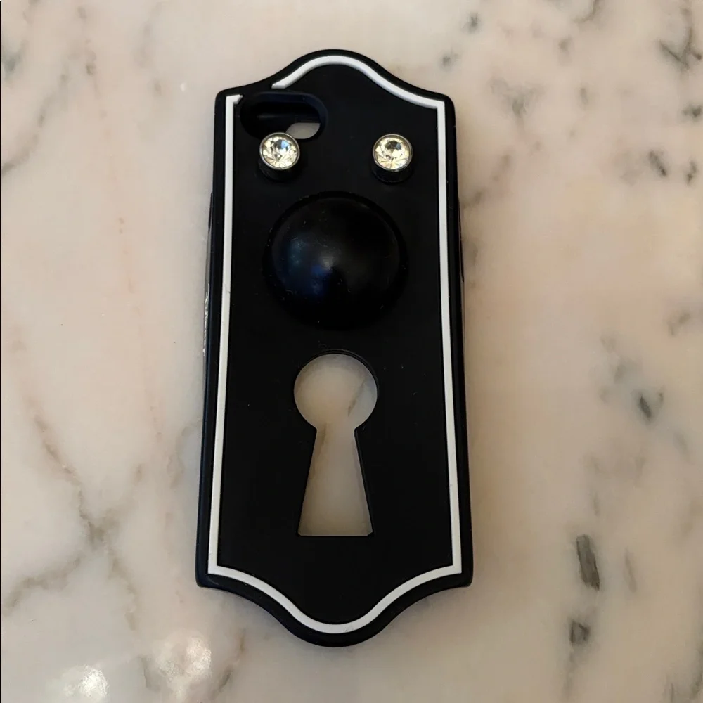 Marc By Marc Jacobs Alice In Wonderland Door Knob Silicone 6 &6S iPhone Case.